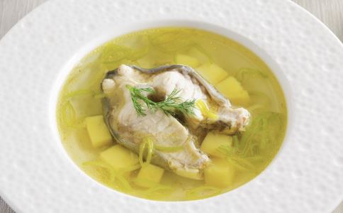 哺乳期奶水足宝宝才能吃得饱